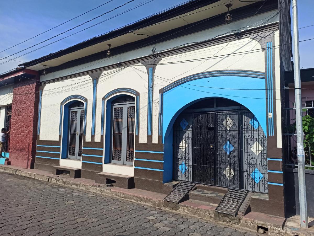 Hostal Harvest House León Extérieur photo